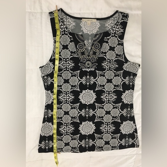 Medallion Patterned Top W/Beading - Picture 5 of 6